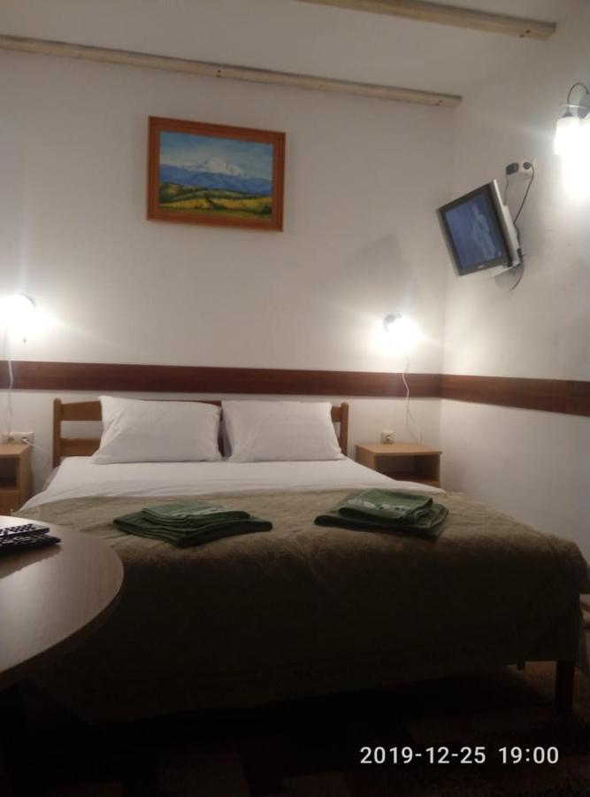 Cottage Palitra Yablunytsya Exterior foto